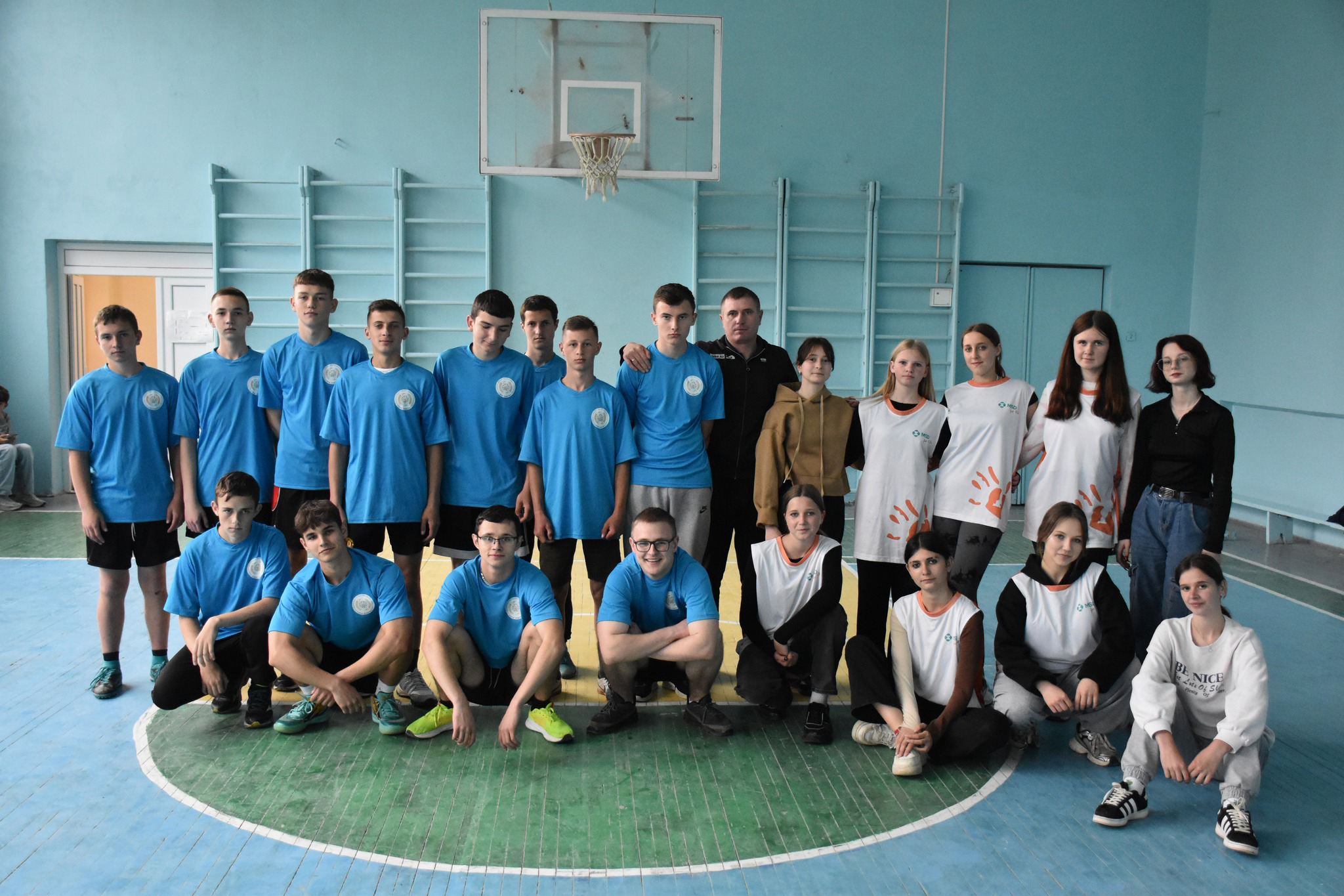 Товариські зустрічі з волейболу