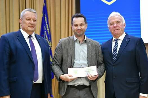 Щиро вітаємо із присвоєнням вченого звання доцента!