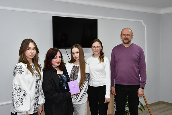 Вечір читання поезії