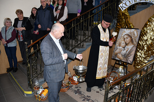 Освячення Великодніх кошиків у коледжі