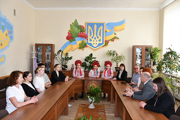 «Серця поколінь»