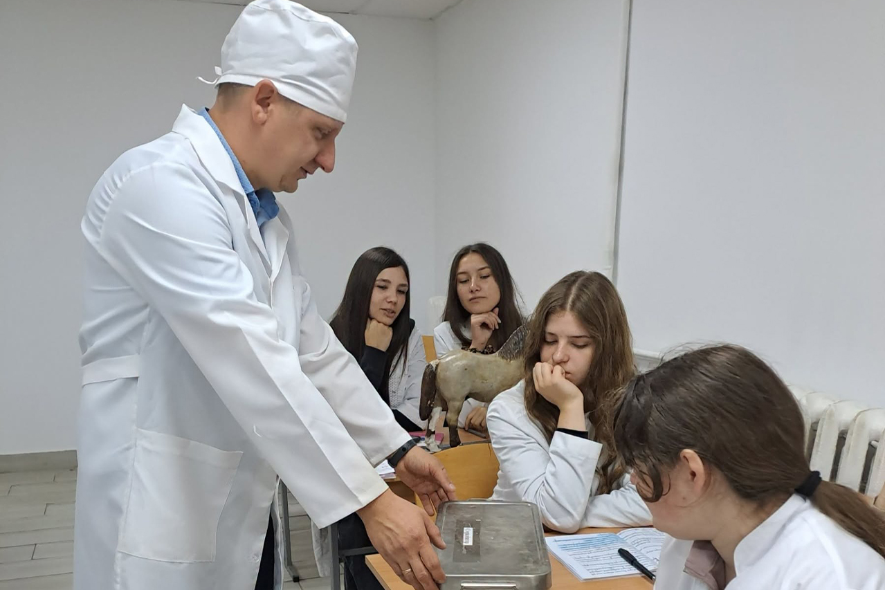 Асептика в дії: стерилізація хірургічних інструментів і матеріалів