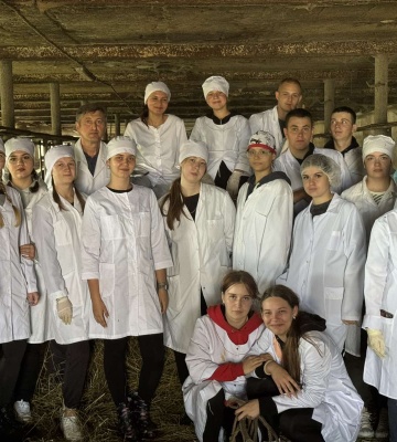 0-02-04-67551b8f844ec7282bbc88b31790e385fb0d4e9ce750cd296d200e91d62d0ef4_8bf76219a5450d2b